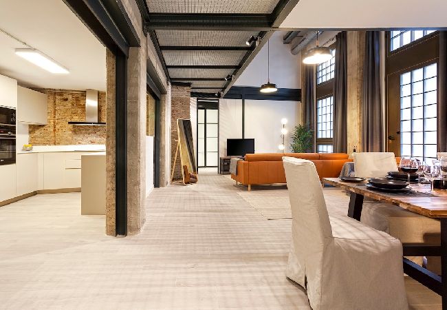 Apartamento en Málaga - -MalagaSunApts-Industrial Loft CityCentre 