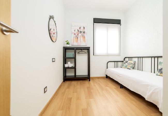 Apartamento en Málaga - -MalagaSunApts- Stylish City Centre Pool&Parking  Apartamento en Málaga - -MalagaSunApts- Stylish City Centre Pool&Parking
