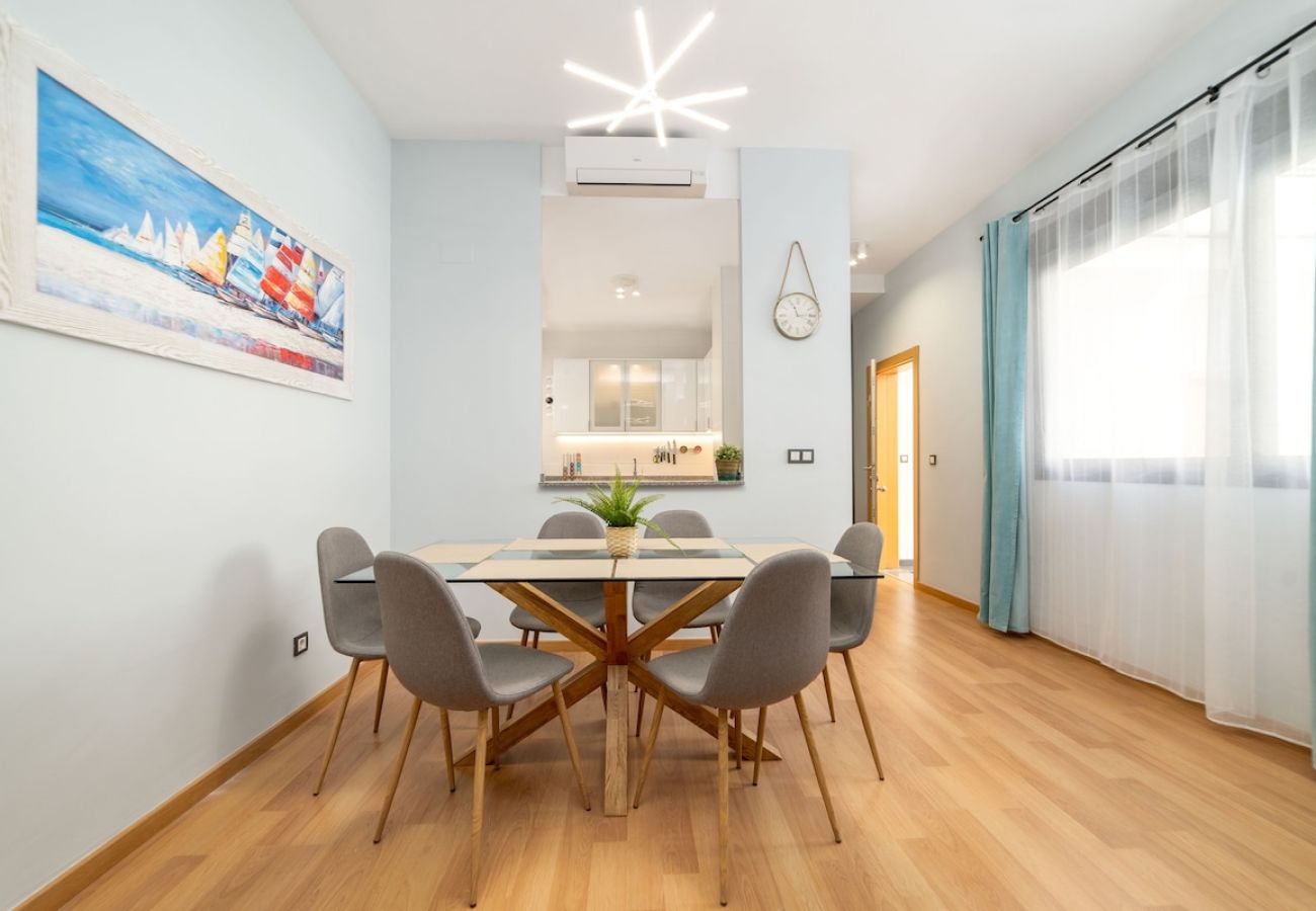 Apartamento en Málaga - -MalagaSunApts- Stylish City Centre Pool&Parking  Apartamento en Málaga - -MalagaSunApts- Stylish City Centre Pool&Parking