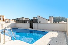 Apartamento en Málaga - -MalagaSunApts- Stylish City Centre Pool&Parking 