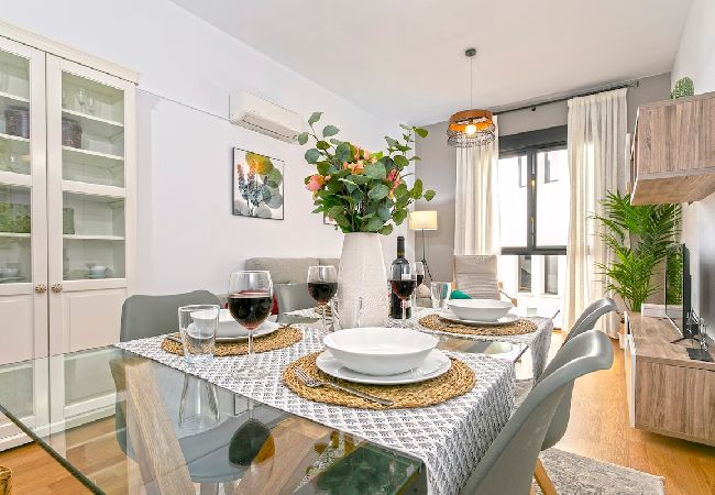 Apartamento en Málaga - -MalagaSunApts- Central*FreeParking*RooftopPool  Apartamento en Málaga - -MalagaSunApts- Central*FreeParking*RooftopPool