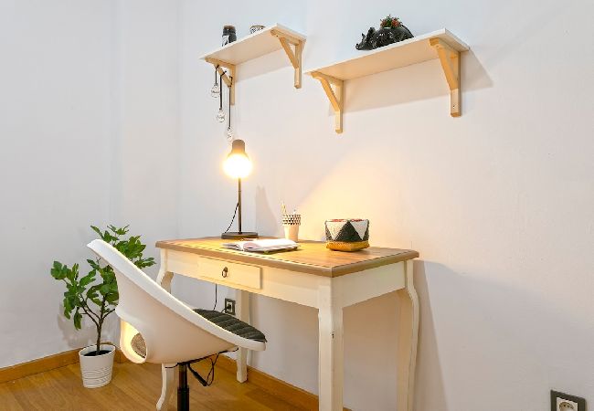 Apartamento en Málaga - -MalagaSunApts- Central*FreeParking*RooftopPool  Apartamento en Málaga - -MalagaSunApts- Central*FreeParking*RooftopPool