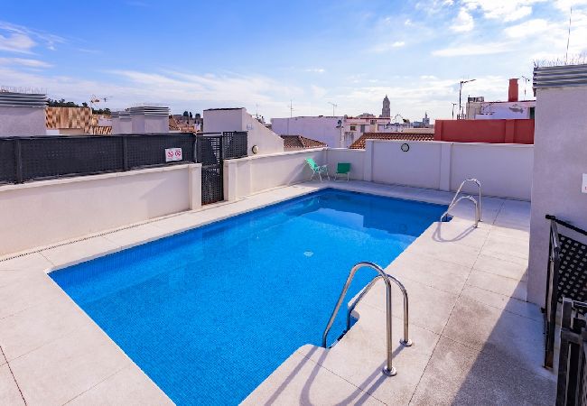 Apartamento en Málaga - -MalagaSunApts- Central*FreeParking*RooftopPool  Apartamento en Málaga - -MalagaSunApts- Central*FreeParking*RooftopPool