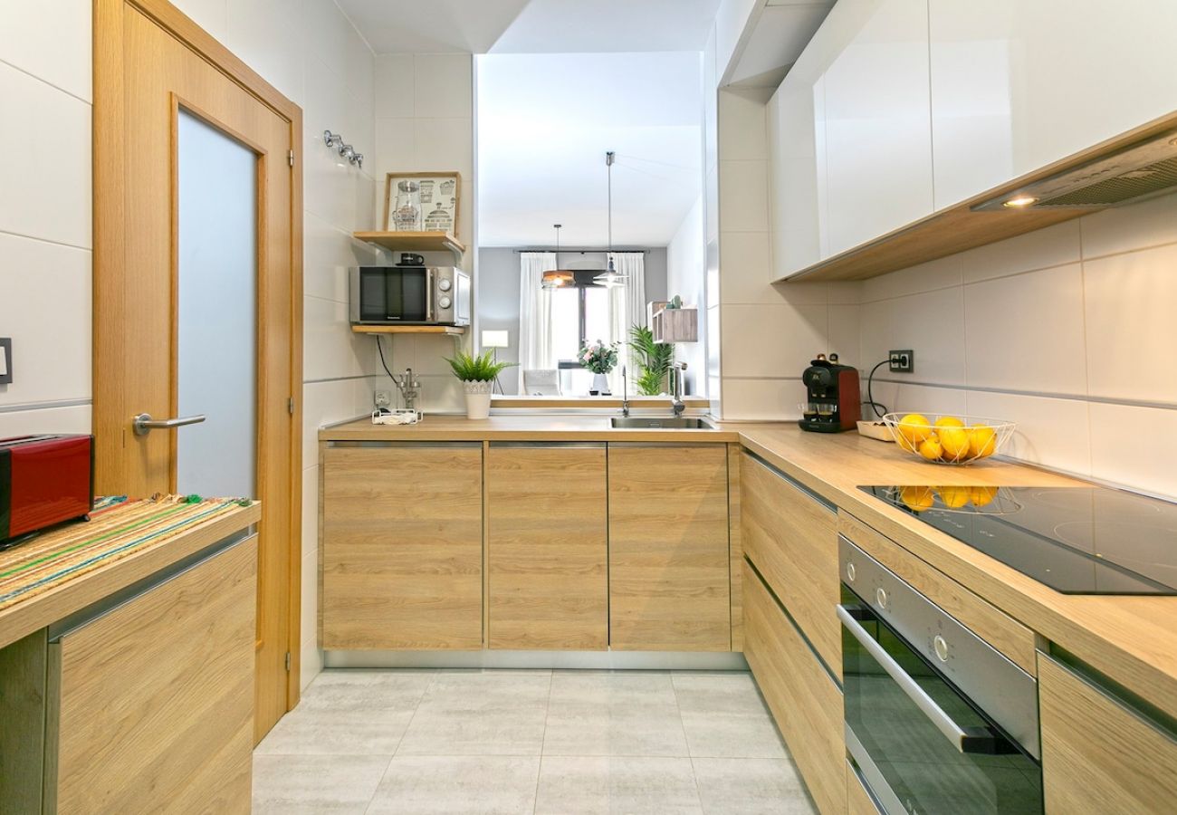 Apartamento en Málaga - -MalagaSunApts- Central*FreeParking*RooftopPool  Apartamento en Málaga - -MalagaSunApts- Central*FreeParking*RooftopPool