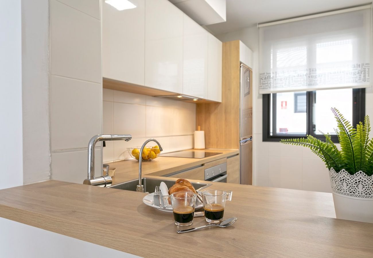 Apartamento en Málaga - -MalagaSunApts- Central*FreeParking*RooftopPool  Apartamento en Málaga - -MalagaSunApts- Central*FreeParking*RooftopPool