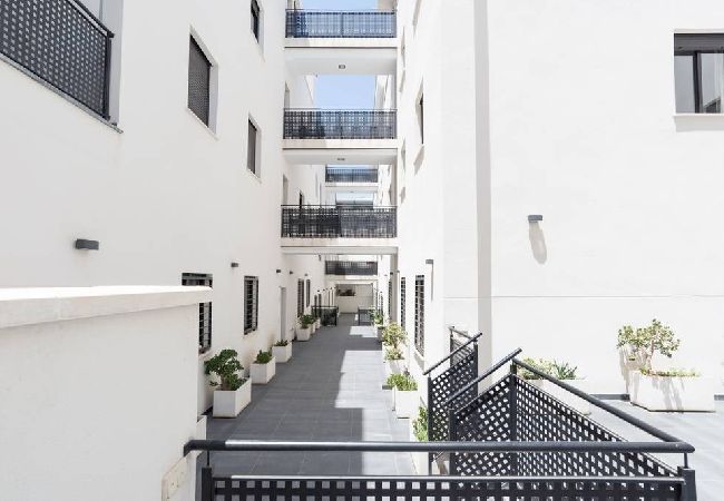 Apartamento en Málaga - -MalagaSunApts- CityCentre Rooftop Pool A/C WIFI  Apartamento en Málaga - -MalagaSunApts- CityCentre Rooftop Pool A/C WIFI