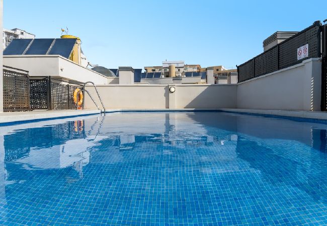 Apartamento en Málaga - -MalagaSunApts- Modern CityCentre Pool&Parking 