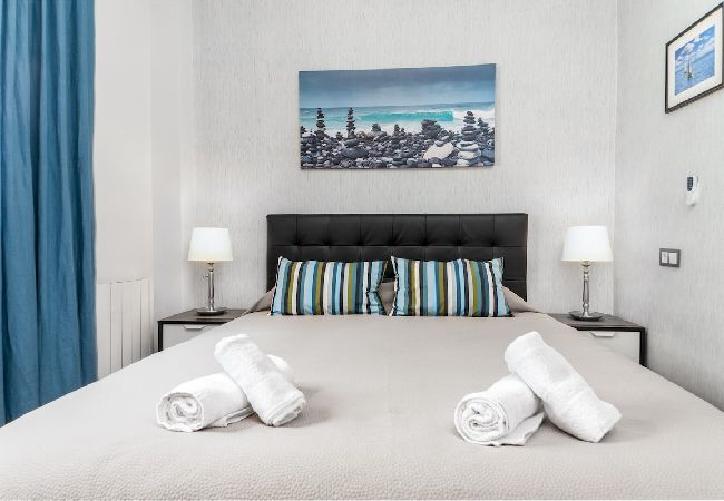 Apartamento en Málaga - -MalagaSunApts- Modern CityCentre Pool&Parking  Apartamento en Málaga - -MalagaSunApts- Modern CityCentre Pool&Parking