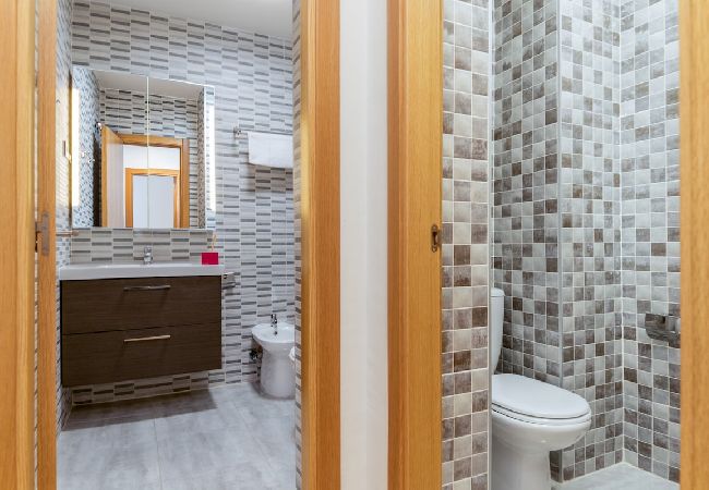 Apartamento en Málaga - -MalagaSunApts- Modern CityCentre Pool&Parking  Apartamento en Málaga - -MalagaSunApts- Modern CityCentre Pool&Parking