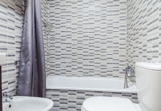 Apartamento en Málaga - -MalagaSunApts- Modern CityCentre Pool&Parking  Apartamento en Málaga - -MalagaSunApts- Modern CityCentre Pool&Parking