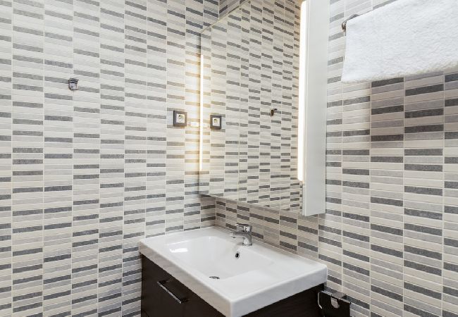 Apartamento en Málaga - -MalagaSunApts- Modern CityCentre Pool&Parking  Apartamento en Málaga - -MalagaSunApts- Modern CityCentre Pool&Parking