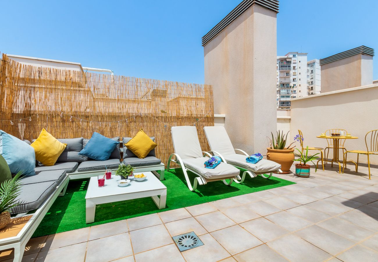 Apartamento en Málaga - -MalagaSunApts-City Centre+Terrace+Pool&Parking Apartamento en Málaga - -MalagaSunApts-City Centre+Terrace+Pool&Parking