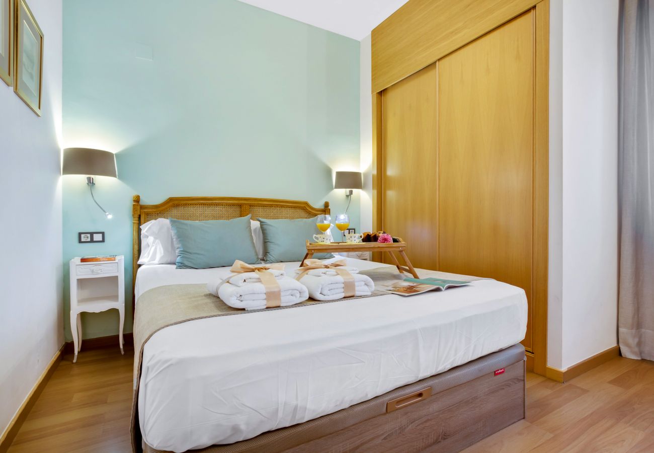 Apartamento en Málaga - -MalagaSunApts-City Centre+Terrace+Pool&Parking Apartamento en Málaga - -MalagaSunApts-City Centre+Terrace+Pool&Parking