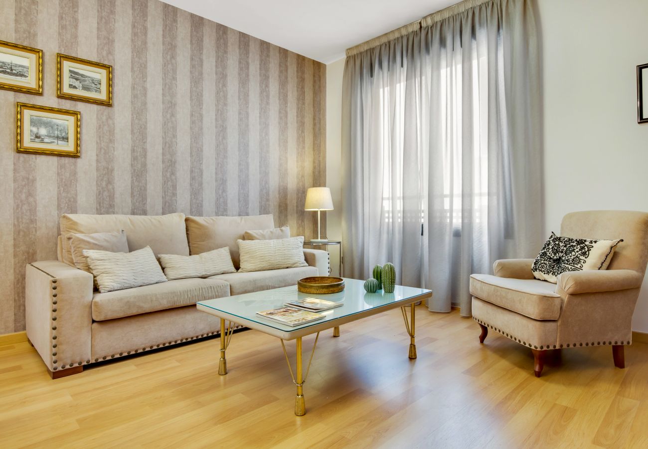 Apartamento en Málaga - -MalagaSunApts-City Centre+Terrace+Pool&Parking Apartamento en Málaga - -MalagaSunApts-City Centre+Terrace+Pool&Parking