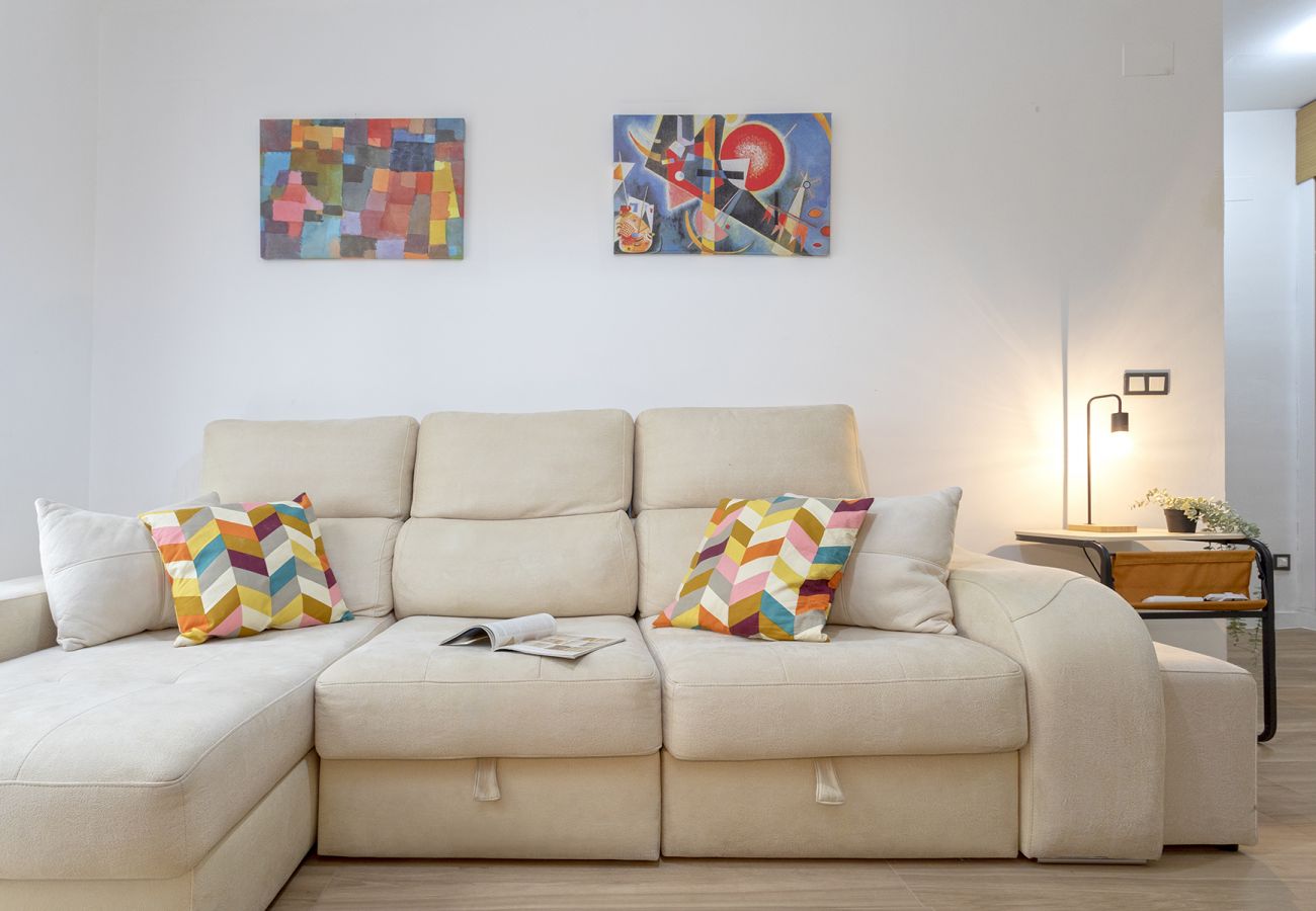Apartamento en Málaga - -MalagaSunApts-Cervantes Pool&Parking Apartamento en Málaga - -MalagaSunApts-Cervantes Pool&Parking