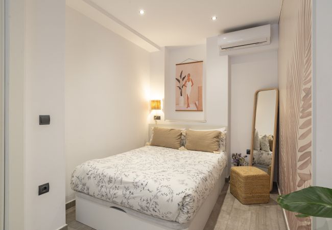 Estudio en Málaga - -MalagaSunApts- Quiet courtyard Andes Perez Estudio en Málaga - -MalagaSunApts- Quiet courtyard Andes Perez