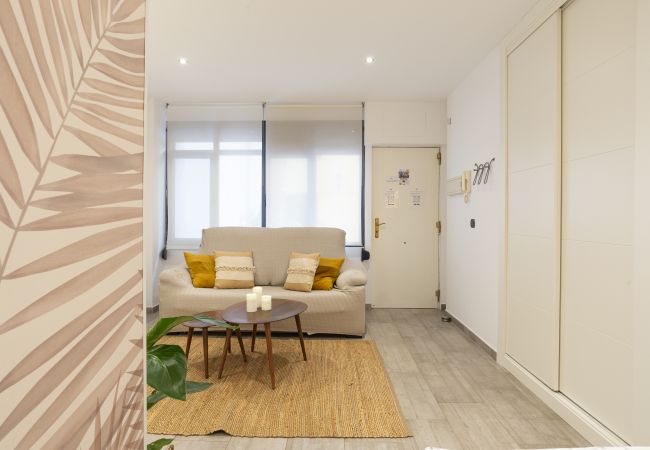 Estudio en Málaga - -MalagaSunApts- Quiet courtyard Andes Perez Estudio en Málaga - -MalagaSunApts- Quiet courtyard Andes Perez