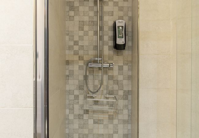 Estudio en Málaga - -MalagaSunApts- Quiet courtyard Andes Perez Estudio en Málaga - -MalagaSunApts- Quiet courtyard Andes Perez