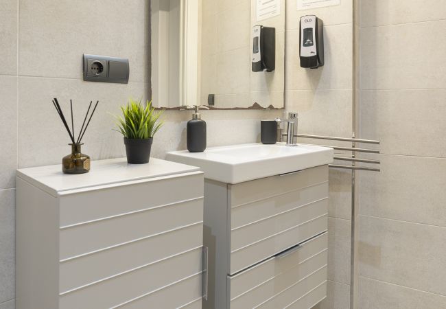 Estudio en Málaga - -MalagaSunApts- Quiet courtyard Andes Perez Estudio en Málaga - -MalagaSunApts- Quiet courtyard Andes Perez