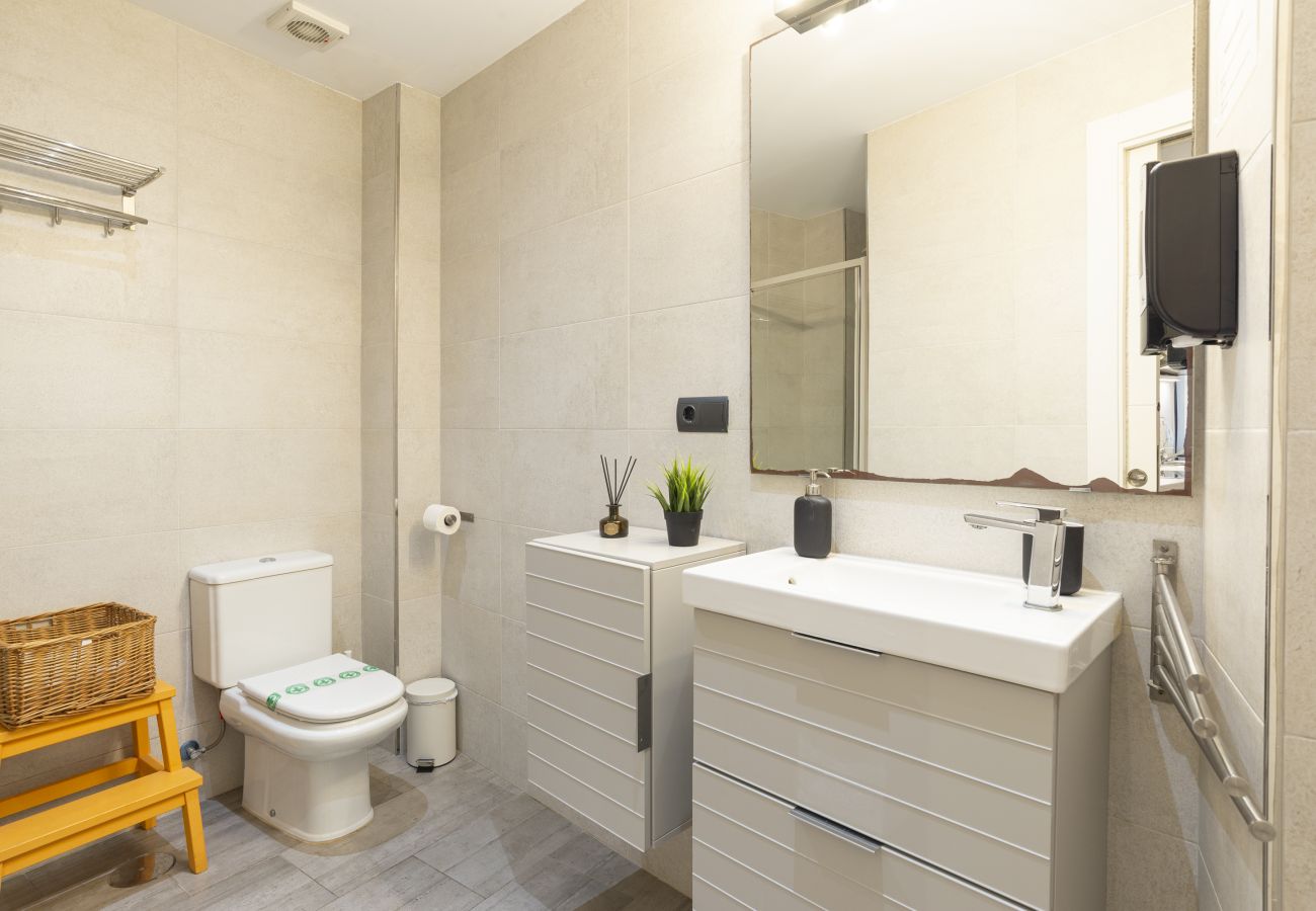 Estudio en Málaga - -MalagaSunApts- Quiet courtyard Andes Perez Estudio en Málaga - -MalagaSunApts- Quiet courtyard Andes Perez