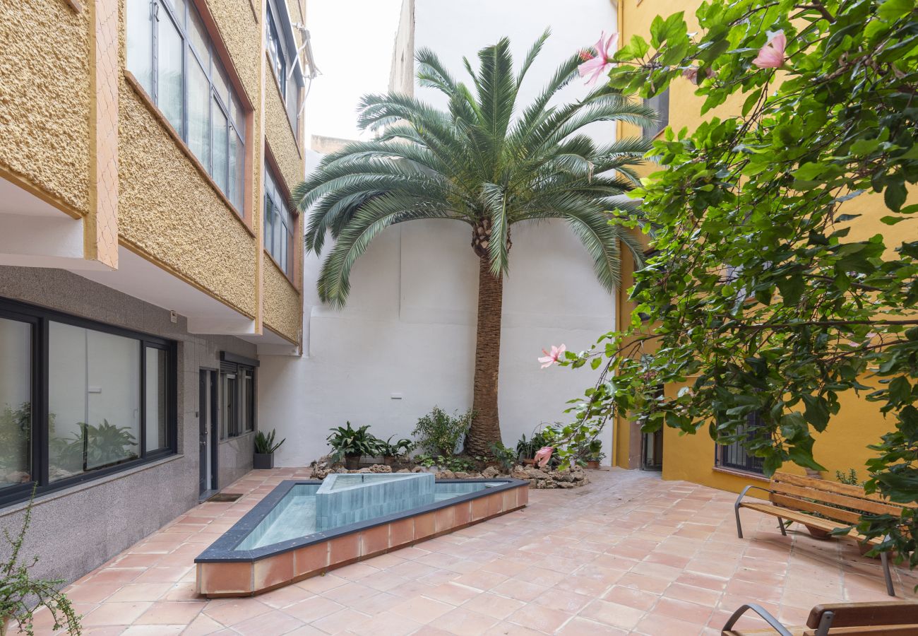Estudio en Málaga - -MalagaSunApts- Quiet courtyard Andes Perez Estudio en Málaga - -MalagaSunApts- Quiet courtyard Andes Perez