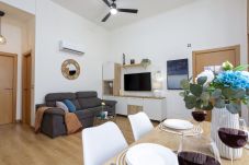 Apartamento en Málaga -   -MalagaSunApts- Jinetes Chil Pool & parking