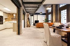 Apartment in Málaga - -MalagaSunApts-Industrial Loft CityCentre 