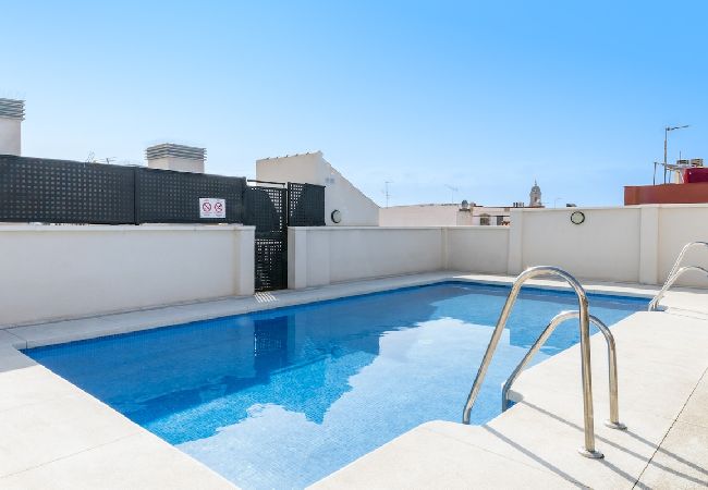  in Málaga - -MalagaSunApts- Huge & Central * Pool* FreePARK* 