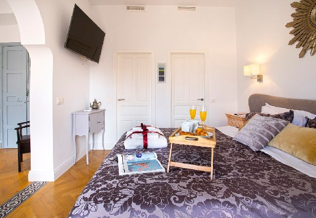 Apartment in Málaga - -MalagaSunApts- Luxury HistoricalCentre  Apartment in Málaga - -MalagaSunApts- Luxury HistoricalCentre