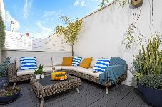 Apartment in Málaga - -MalagaSunApts- Attic DoubleTerrace* Parking&Pool 