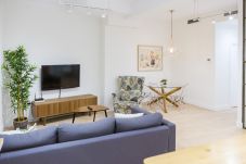 Apartment in Málaga - -MalagaSunApts-Central&Cozy 3BDs Free PARKiNG