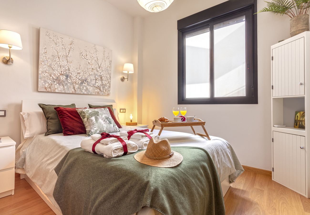 Apartment in Málaga - -MalagaSunApts-Romantic Private Terrace&Shared Pool Apartment in Málaga - -MalagaSunApts-Romantic Private Terrace&Shared Pool