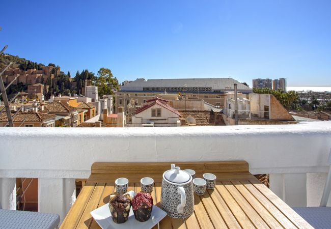  in Málaga - -MalagaSunApts-Alcazaba Andalusian Dream 