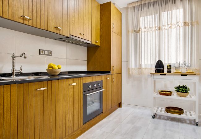 Apartment in Málaga - -MalagaSunApts-City Centre+Terrace+Pool&Parking Apartment in Málaga - -MalagaSunApts-City Centre+Terrace+Pool&Parking