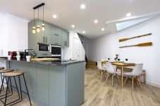 House in Málaga - -MalagaSunApts-Huelin Dream FreeParking