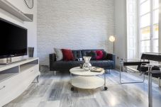 Apartment in Málaga -  -MalagaSunApts-Merced Square 2.2