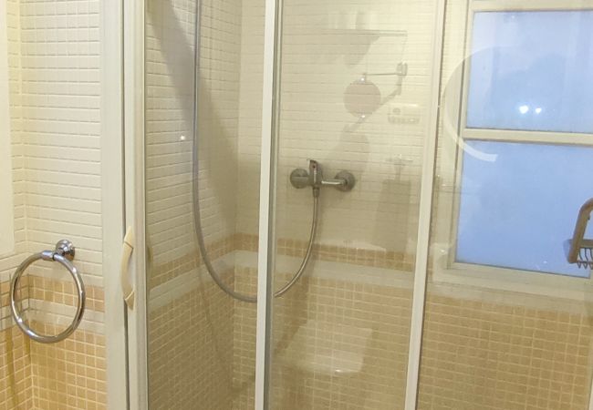 Estudio en Málaga - V01_CorreoViejo9 Estudio en Málaga - V01_CorreoViejo9